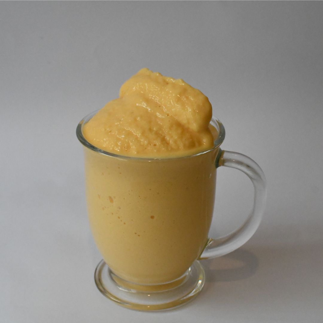 ¿Cuántas calorías tiene el Batido de mango alto en proteína? Dietana